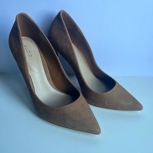 Aldo Suede Pumps
